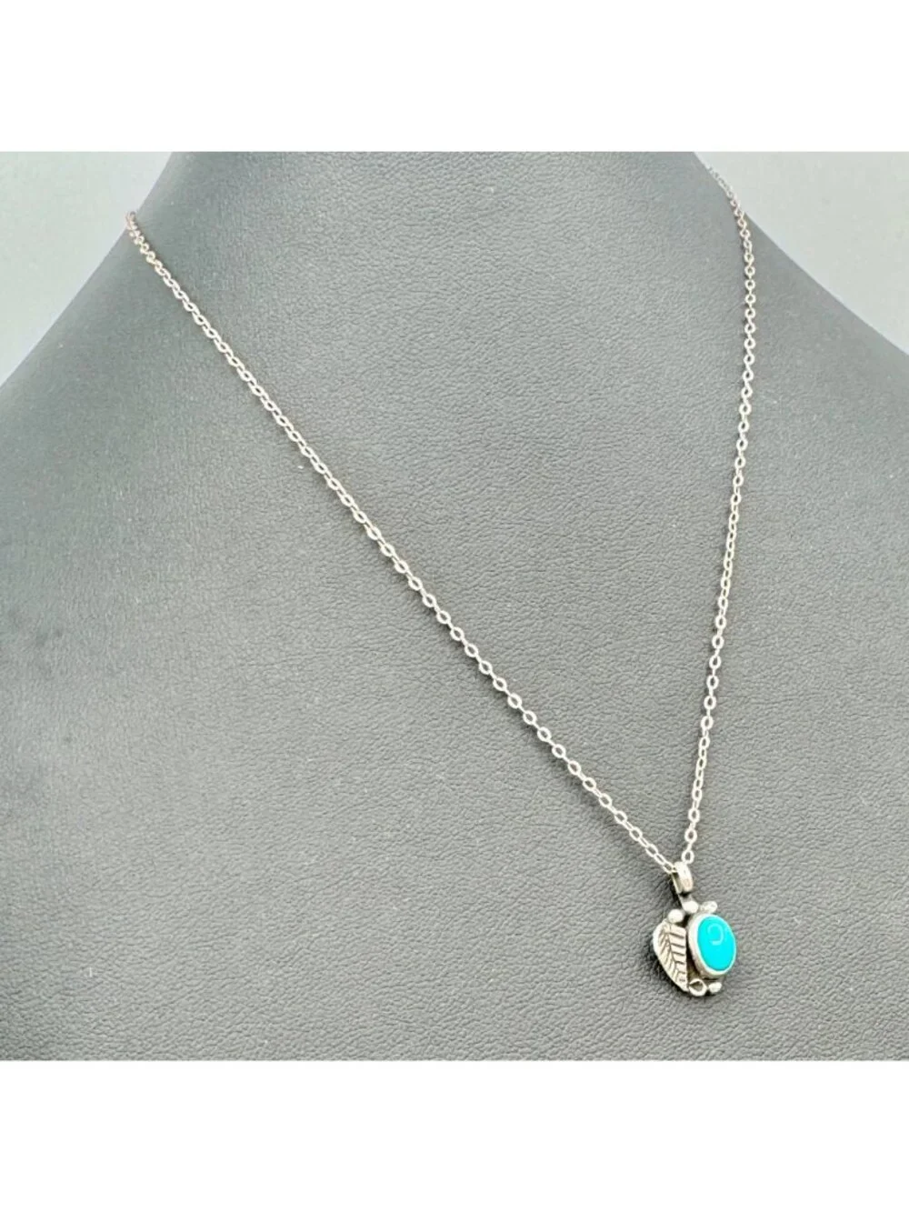 Native American Turquoise Sterling Pendant Necklace 16" Signed by Artist - Picture 12 of 13